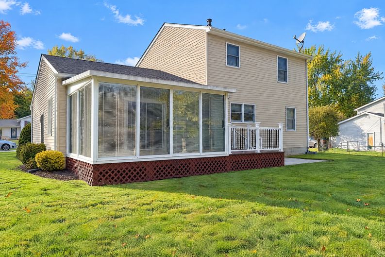 Photo 39 of 43 of 453 Carruthers Rd, Tallmadge, OH