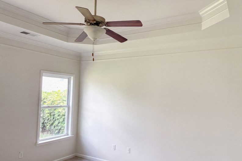 Photo 10 of 25 of 7734 Timber Leaf Ln, Bessemer, AL