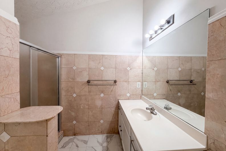 Photo 6 of 29 of 3324 Baymount Way, Lawrenceville, GA