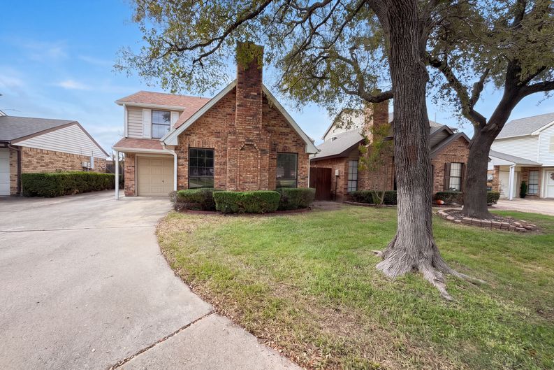 Photo 47 of 53 of 3326 Briaroaks Dr, Garland, TX