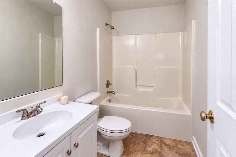 Photo 19 of 22 of 3153 Chartwood Dr, Sandston, VA