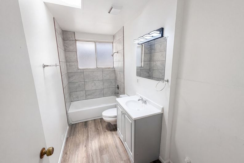 Photo 9 of 21 of 2901 N Cloverland Ave, Tucson, AZ