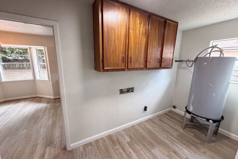 Photo 14 of 21 of 912 S 23rd St, Nederland, TX