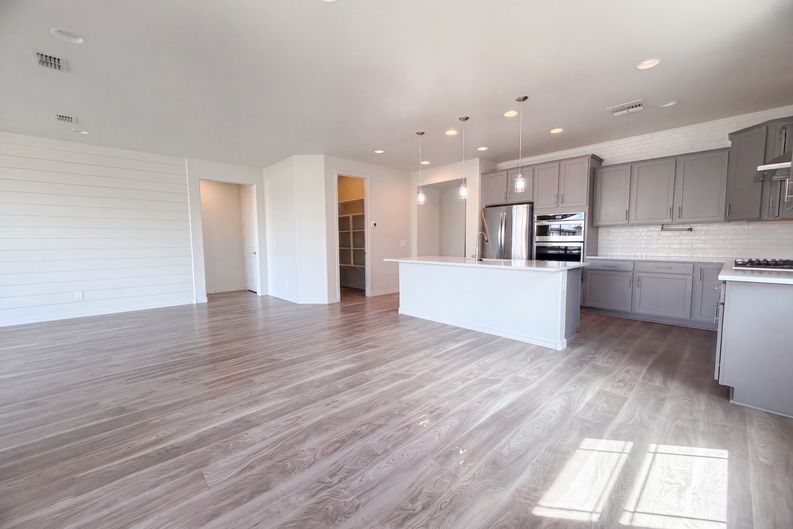 Photo 8 of 38 of 22880 E Indiana Ave, Queen Creek, AZ