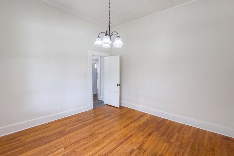 Photo 6 of 29 of 289 Almon Rd, Covington, GA