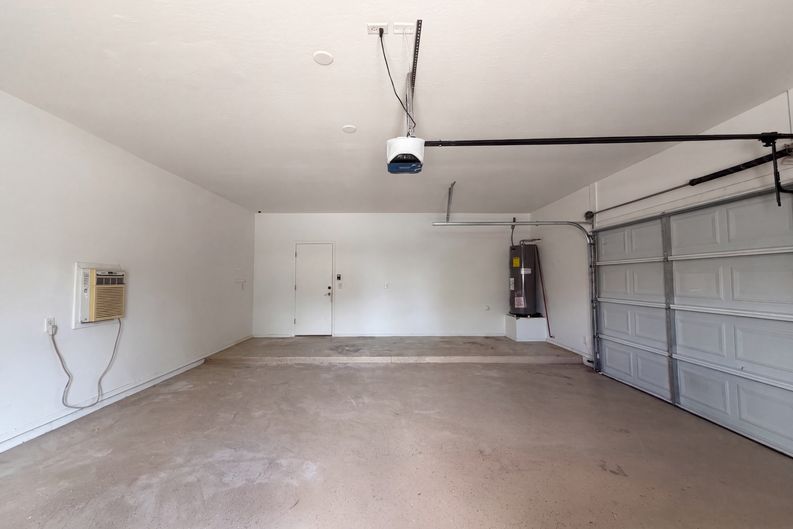 Photo 23 of 31 of 5641 S 10th Dr, Phoenix, AZ