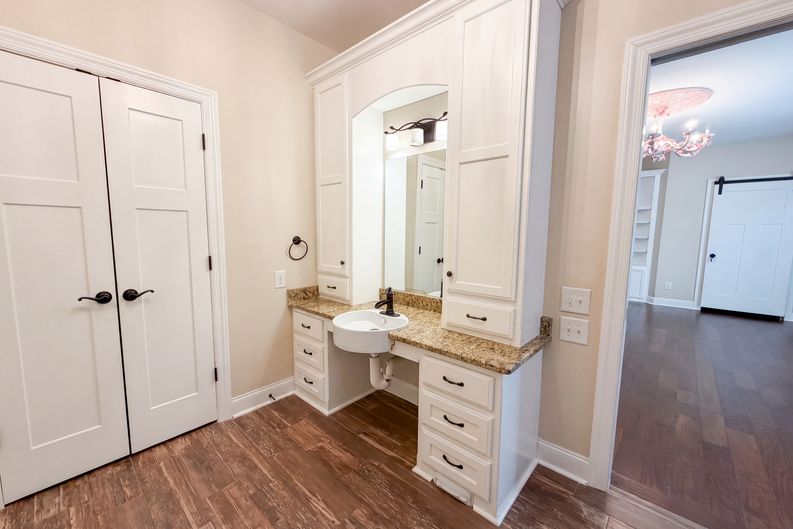 Photo 19 of 27 of 7009 Whisperwood Ave, Spring Hill, TN