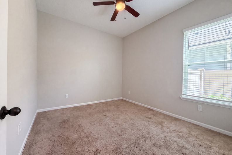 Photo 14 of 31 of 316 Willow Lake Dr, Saint Augustine, FL