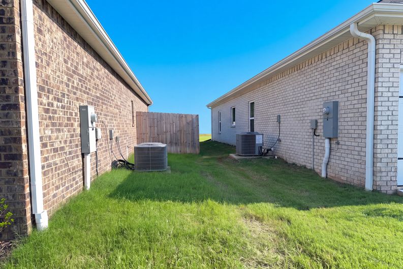 Photo 40 of 58 of 12898 Golden Hay Cir NW, Madison, AL