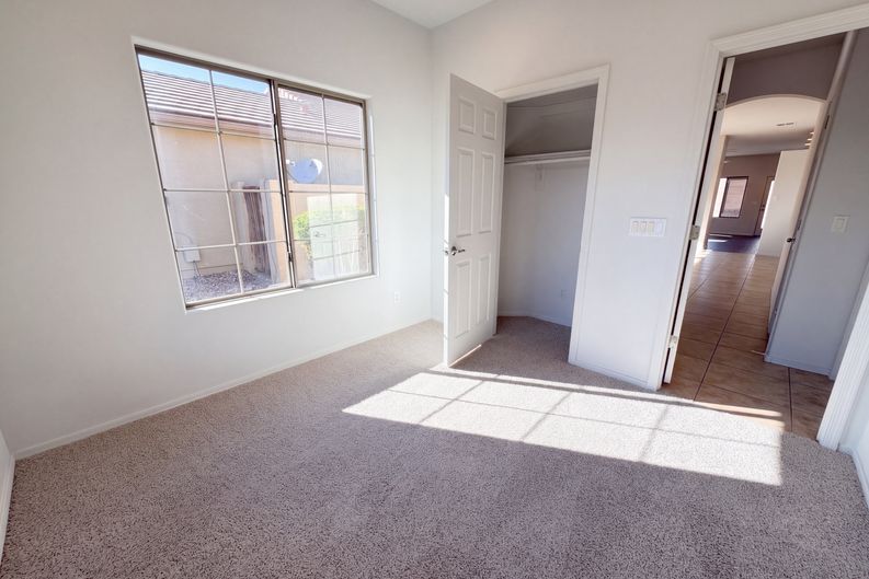 Photo 17 of 41 of 25852 W Lynne Ln, Buckeye, AZ