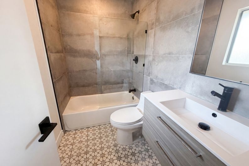 Photo 12 of 17 of 7300 Corbin Ave, Reseda, CA