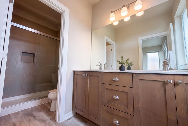 Photo 9 of 21 of 17302 SW Kite Ln, Beaverton, OR