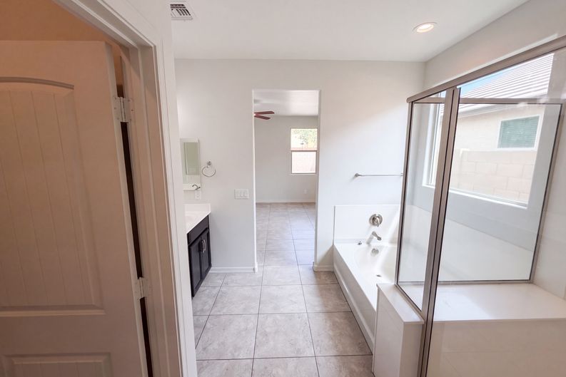 Photo 10 of 31 of 2518 E Fawn Dr, Phoenix, AZ
