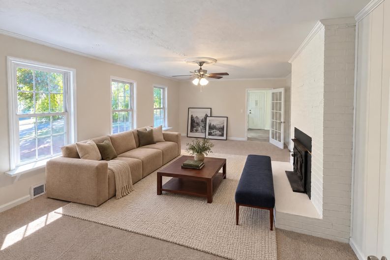 Photo 3 of 28 of 1105 Old Loganville Rd, Loganville, GA
