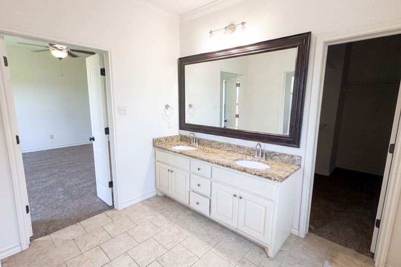 Photo 19 of 27 of 8809 10th St, Lubbock, TX