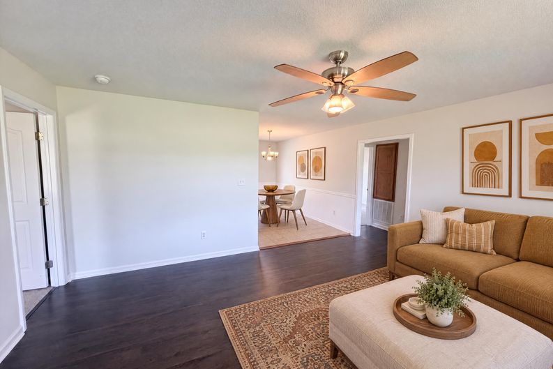 Photo 3 of 15 of 2243 Mintew Cir, Lincolnton, NC