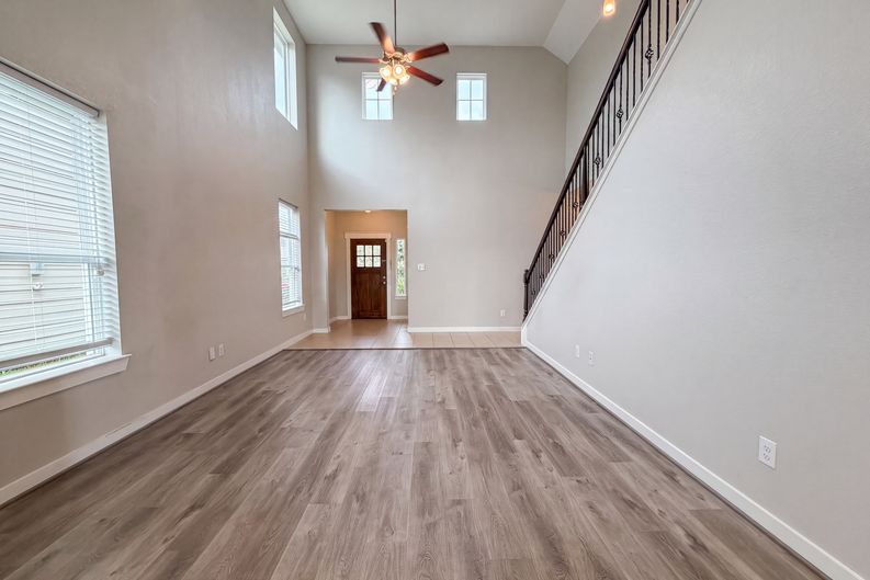 Photo 7 of 19 of 40828 Mostyn Hill Dr, Magnolia, TX