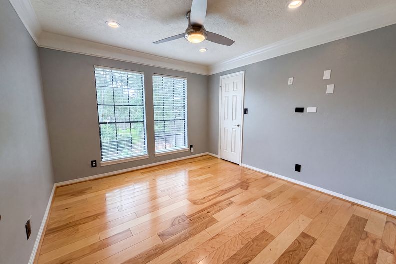 Photo 19 of 27 of 6127 Willowcrest Ct, Spring, TX