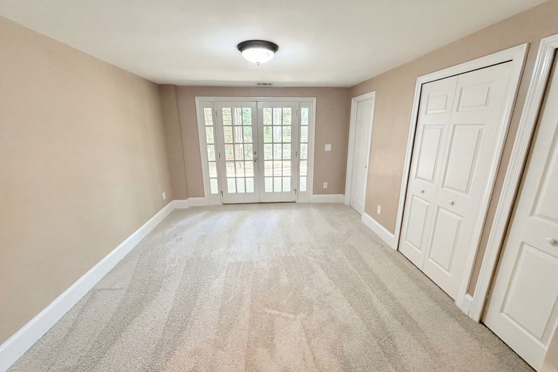 Photo 7 of 58 of 984 Forest Pond Ct, Marietta, GA