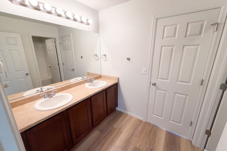 Photo 39 of 54 of 5406 S Fultondale Way, Aurora, CO
