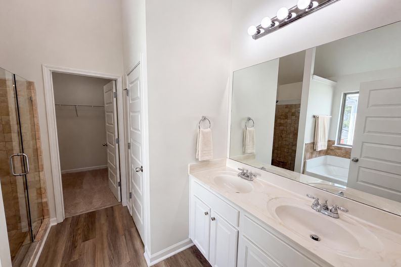 Photo 17 of 27 of 4440 Prather Son Dr, Loganville, GA