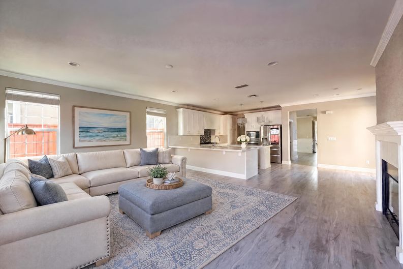 Photo 12 of 45 of 166 S Caballo St, Tracy, CA