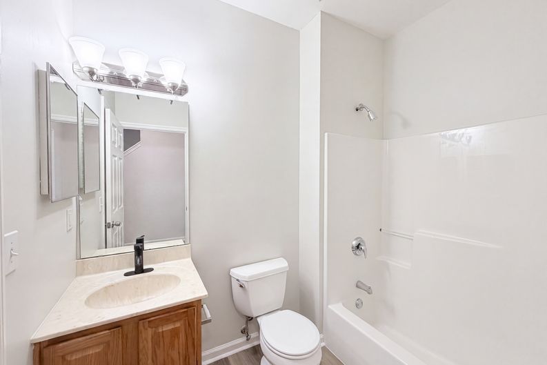 Photo 20 of 27 of 1031 Cutter St, Cincinnati, OH