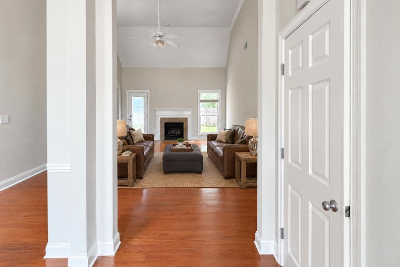 Photo 9 of 24 of 4203 Old Cahaba Pkwy, Helena, AL