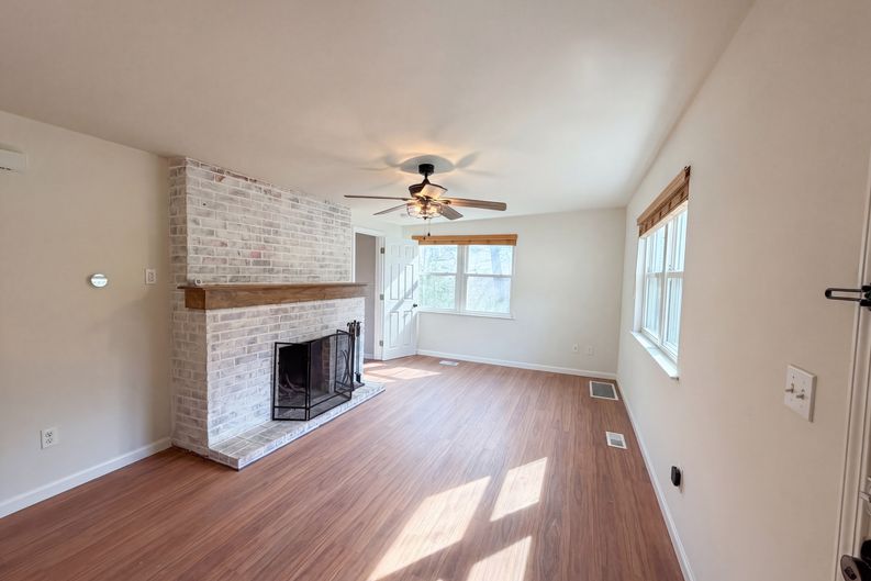 Photo 9 of 17 of 8479 Lake Dr, Cedar Hill, MO