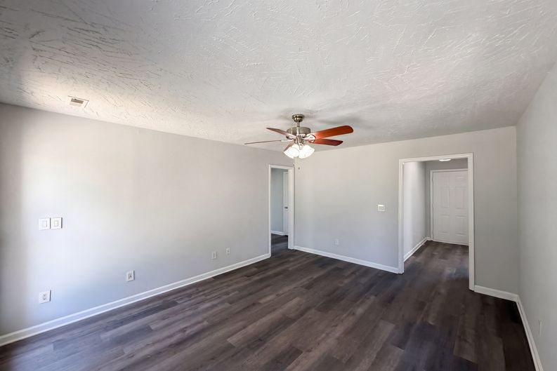 Photo 7 of 17 of 2577 Previs Rd, Fayetteville, NC