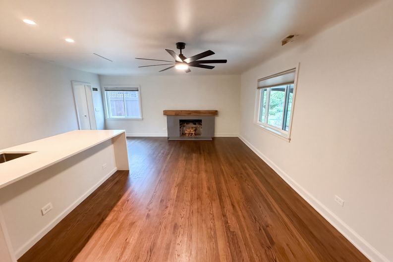 Photo 3 of 18 of 1560 Leyden St, Denver, CO