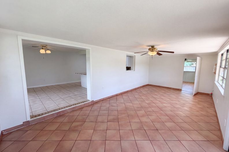Photo 12 of 30 of 2617 S Fairway Dr, Melbourne, FL