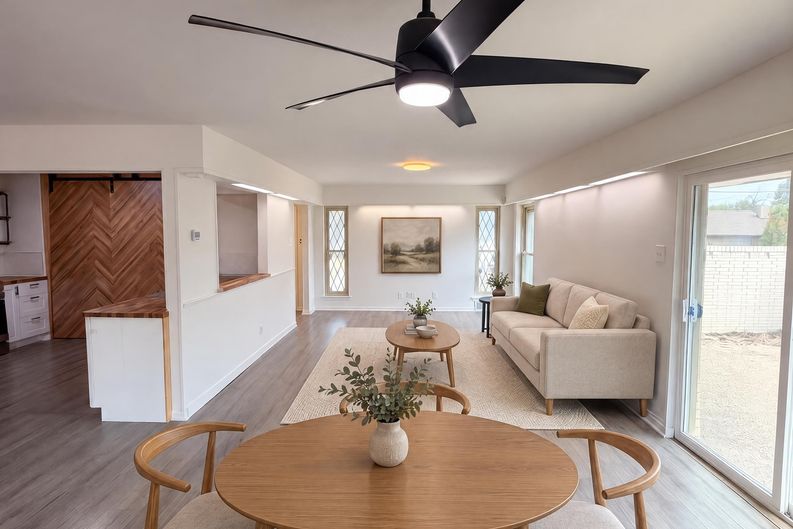 Photo 3 of 17 of 1410 Lexington Dr, Garland, TX