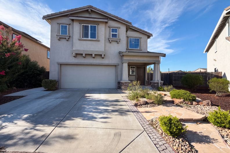 Photo 21 of 27 of 8224 Kossum Way, Elk Grove, CA