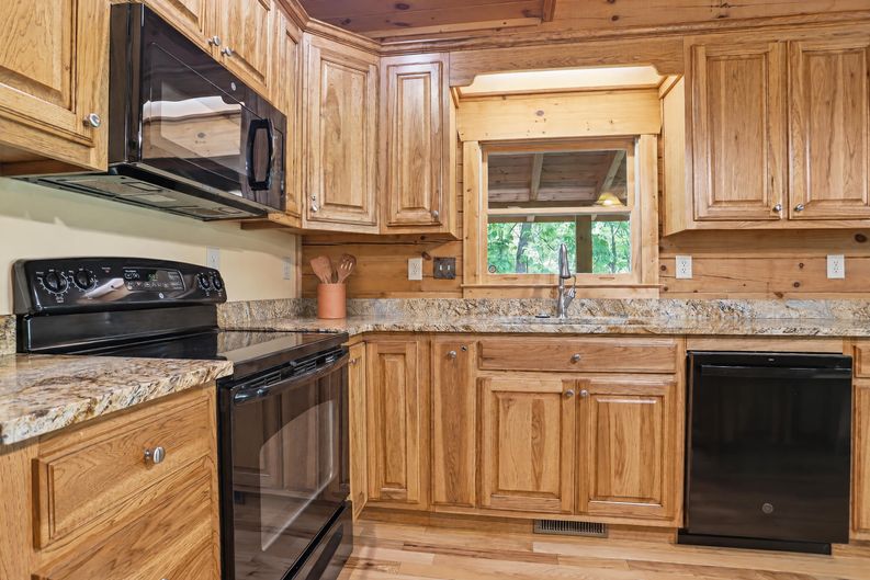 Photo 14 of 36 of 702 Ranch Mountain Dr, Dahlonega, GA