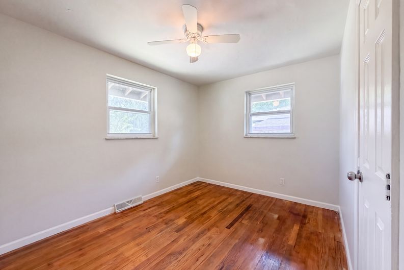 Photo 4 of 26 of 9132 Trinidad Dr, Cincinnati, OH
