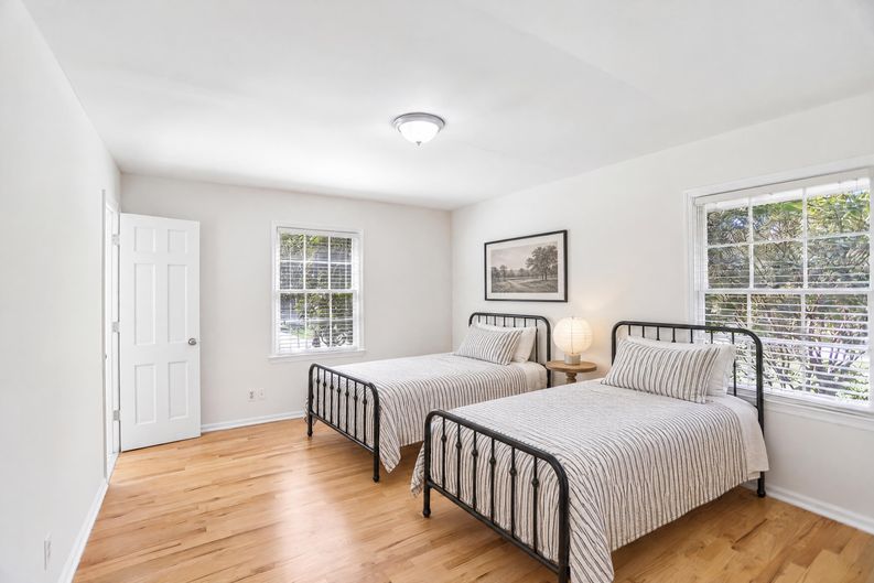 Photo 16 of 27 of 2186 Ingram Rd, Duluth, GA