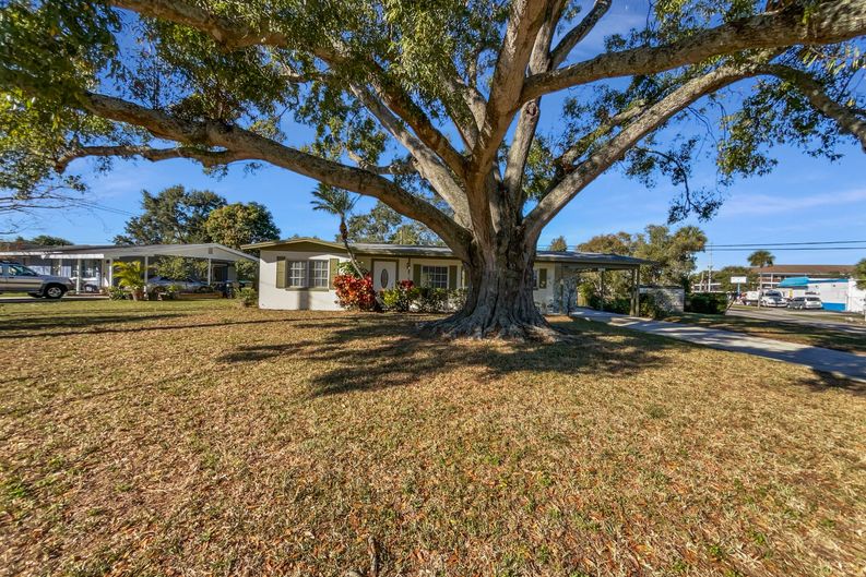 Photo 7 of 27 of 7314 Boice St, Orlando, FL