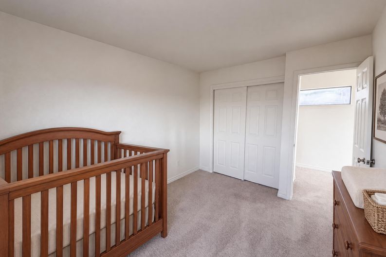 Photo 18 of 38 of 8273 W Plymouth Pl, Littleton, CO
