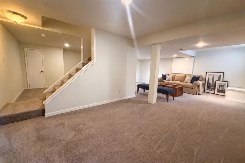 Photo 33 of 51 of 7966 Lazelle Woods Dr, Westerville, OH