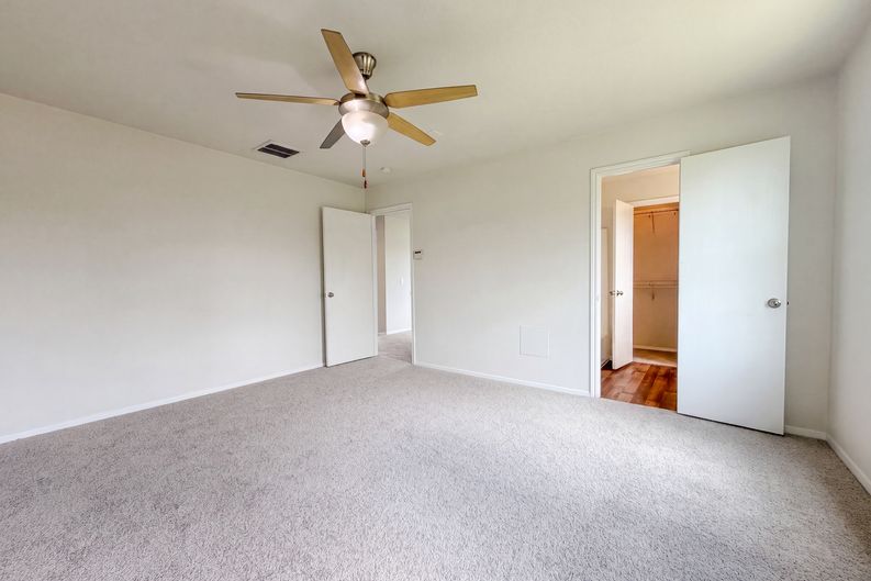 Photo 4 of 20 of 3338 Dartmouth Field Ln, Fresno, TX