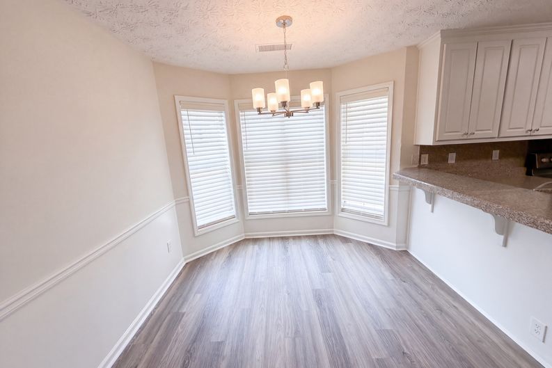 Photo 8 of 49 of 3870 Cherry Ridge Walk, Suwanee, GA