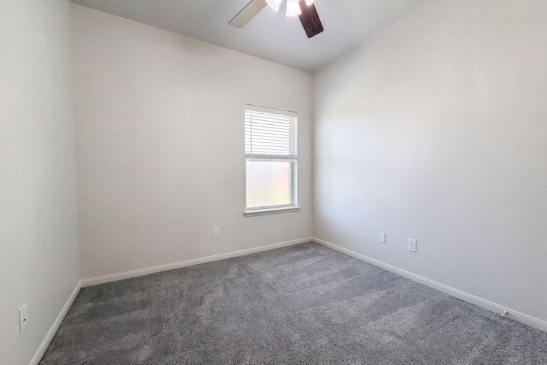 Photo 12 of 21 of 11327 Grass Lake Ln, Richmond, TX