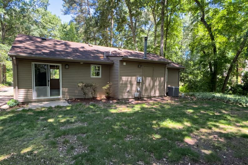 Photo 5 of 20 of 7307 E Ranier Dr, Parsonsburg, MD
