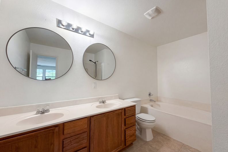 Photo 12 of 19 of 8506 Sunset Canyon Dr, Temple, TX