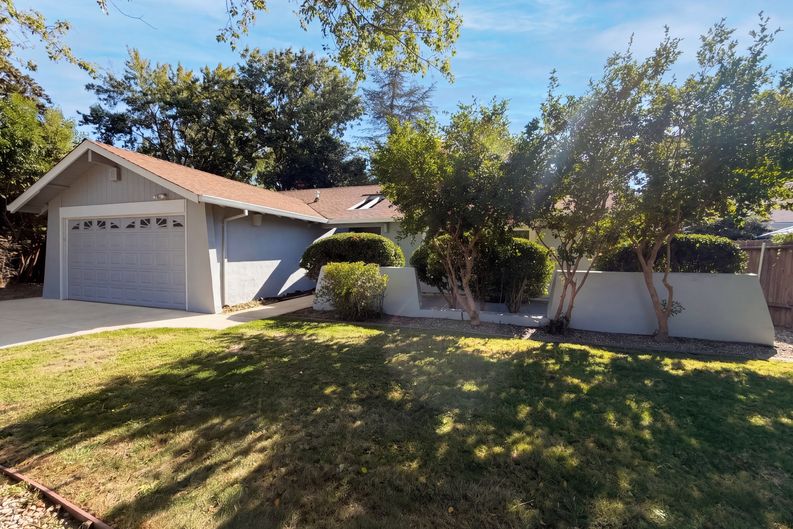 Photo 33 of 36 of 6800 Havenhurst Dr, Sacramento, CA