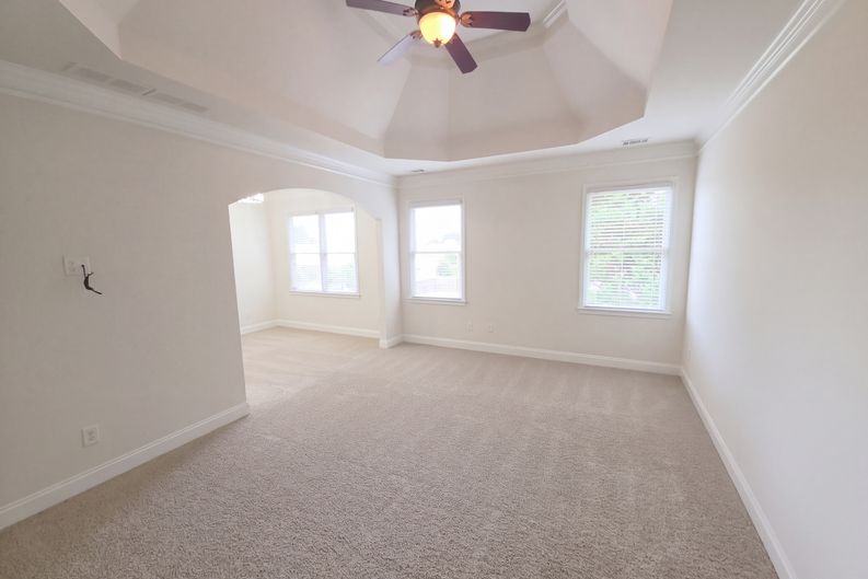Photo 4 of 100 of 809 Arbor Way, Loganville, GA