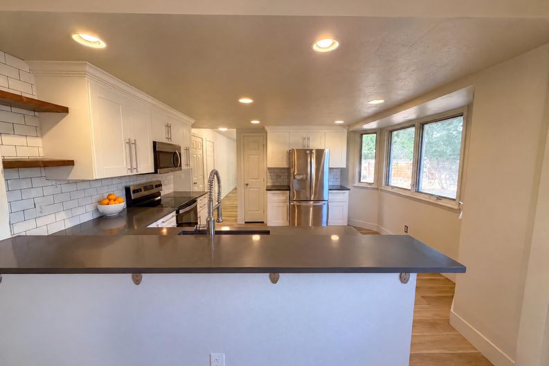 Photo 7 of 43 of 7447 S Ames Ct, Littleton, CO