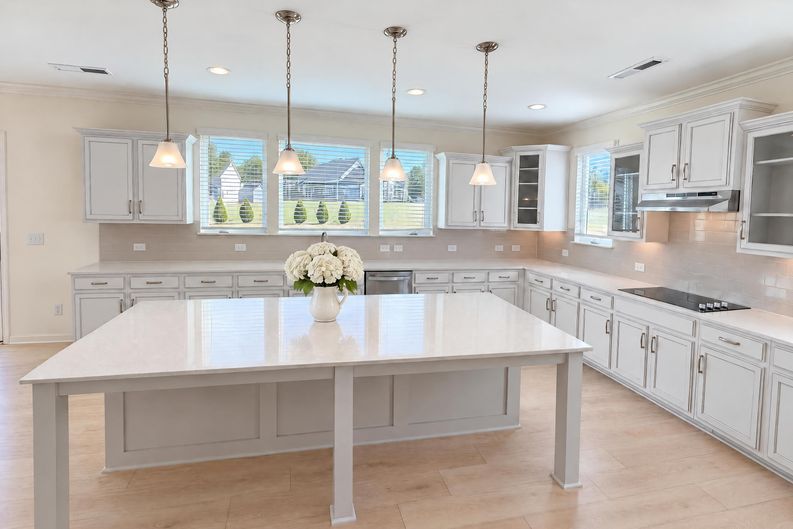 Photo 9 of 26 of 1408 Brooksland Pl, Waxhaw, NC