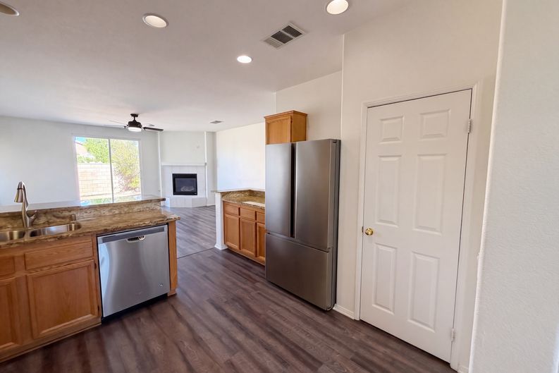 Photo 26 of 32 of 38129 Floricita St, Murrieta, CA